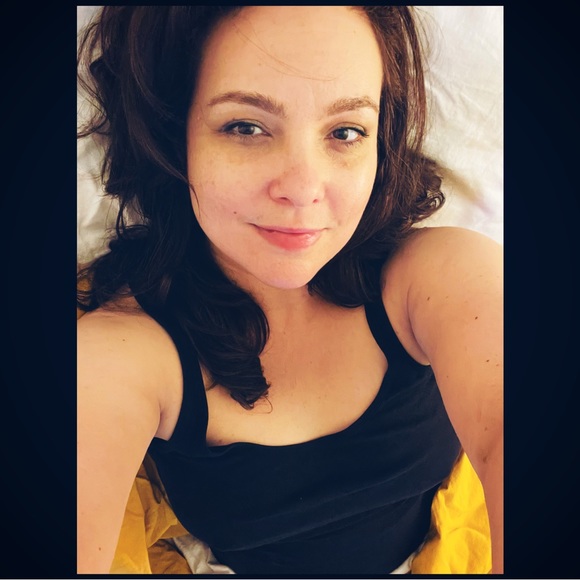 Meet your Posher, Heather - Picture 1 of 1